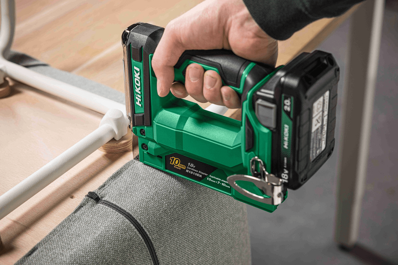 Welke tacker voor plinten, glaslatten en aftimmerwerk?